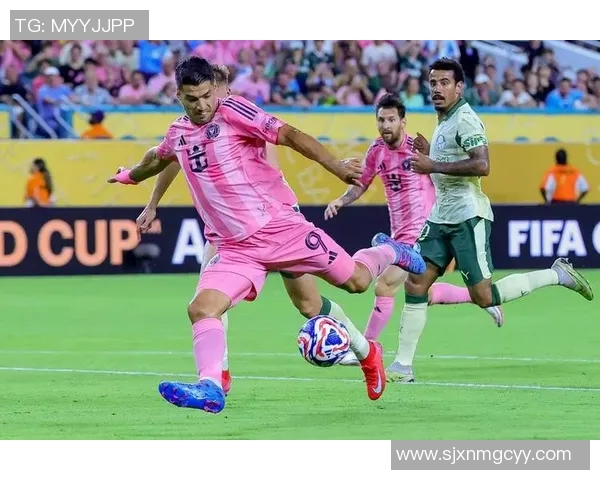 足球明星精彩耍棍子视频集锦展现绝妙技巧与风采